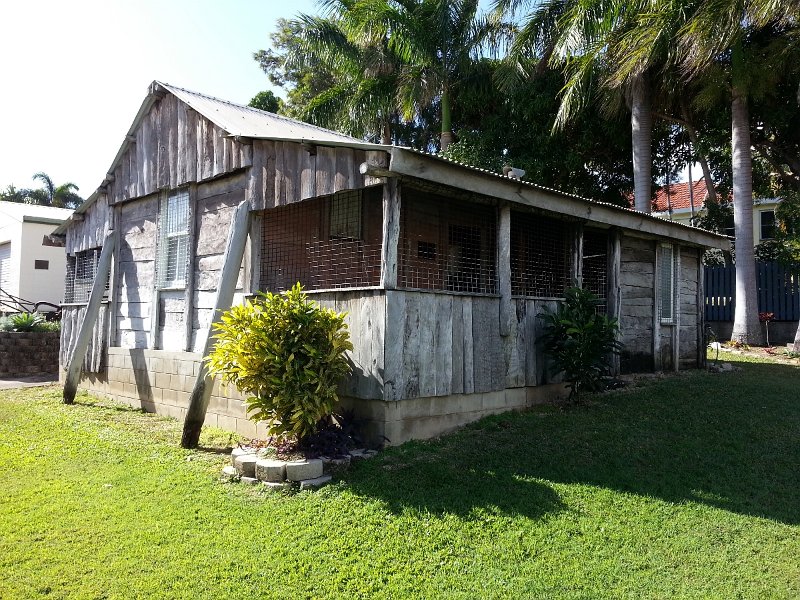 Jail house.jpg - Bowen town centre - museum building used in the movie